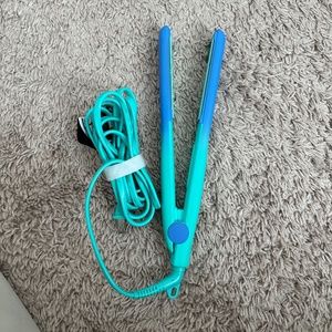 Paul Mitchell Flat Iron -  Straightener